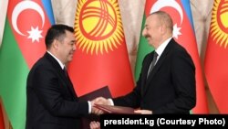 Ադրբեջանի և Ղրղըզստանի նախագահներ Իլհամ Ալիևը և Սադիր Ժապարովը Բաքվում, 20-ը ապրիլի, 2022թ․