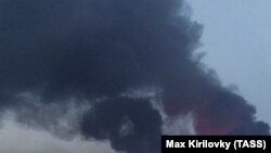 Місцеві телеграм-канали повідомляли про вибухи та сильну пожежу (фото ілюстраційне)