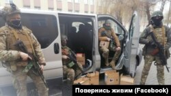 З 2014 року фонд «Повернись живим» допомагає українським бійцям 