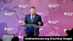 Посол України у Великій Британії Валерій Залужний виступає у аналітичному центрі Chatham House у Лондоні. 17 жовтня 2024 року