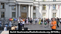 Голова організації КиївПрайд Анна Шаригіна під час фестивалю «КиївПрайд Парк» 7 червня 2025 року