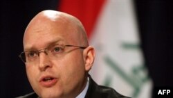 فیلیپ ریکر، سخنگوی سفارت آمریکا در بغداد گفته است که آمریکا منتظر هيچ مذاکره ای نبوده است زيرا مذاکره ای وجود نداشته است. (عکس از AFP)