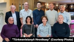 Активисты, принявшие участие во встрече представителей гражданского общества Туркменистана, Вена.