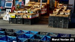 Արցախ - Դատարկ արկղեր Ստեփանակերտի խանութներից մեկում, դեկտեմբեր, 2022թ.