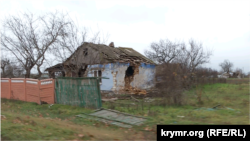  Один зі снарядів влучив у помешкання місцевих жителів – будинок зруйнований, але люди не постраждали. Фото ілюстративне 