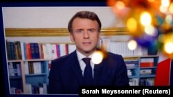 «Розраховуйте на Францію і розраховуйте на Європу» – каже Емманюель Макрон