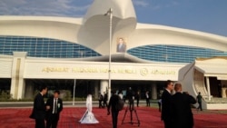 Diňle: Elektron wizalar, Türkiýede durmuş guran aýallara ýurtdan çykmaga rugsat berilmegi oňyn ädim – synçy
