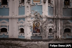 Поврежденный после обстрелов один из храмов Харькова