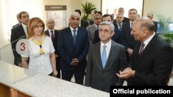 Armenia - President Serzh Sarkisian inspects a newly renovated State Revenue Committee division in Yerevan, 16Jul2013.