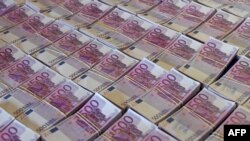 According to the research of lawyer Sergei Magnitsky, Russian civil servants had, in conjunction with criminals, managed to steal $219 million from the treasury and transfer it abroad through a very complex web of shell companies.