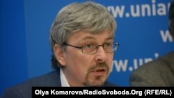 Ткаченка цікавлять місцеве самоврядування та гуманітарна політика