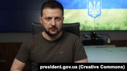 Володимир Зеленський припустив, що режим припинення вогню можливий лише в разі його зустрічі з російським президентом Володимиром Путіним