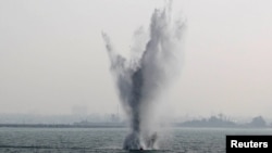 Զորավարժություններ Թայվանի մոտ, արխիվ