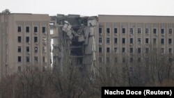 Наслідки обстрілу будівлі Миколаївської обласної державної адміністрації 29 березня 2022 року