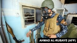 یک سرباز عراقی در موصل