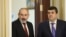 Премьер-министр Армении Никол Пашинян и   лидер Нагорного Карабаха Араик Арутюнян (комбинированная фотография). 