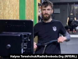 До війни тренувався тричі на тиждень