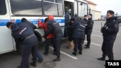 Рейд полиции в Москве. Архивное фото. 