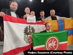 Форумда катнашучылар