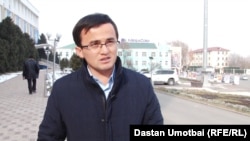 Азамат Абсаттаров.