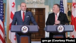 ԱՄՆ պետքարտուղար Մայք Փոմփեոյի և Վրաստանի վարչապետ Մամուկա Բախտաձեի համատեղ ասուլիսը Վաշինգտոնում, 11-ը հունիսի, 2019թ․