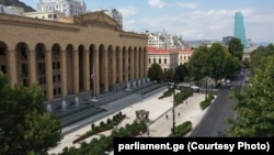 Վրաստանի խորհրդարանի շենքը Թբիլիսիում, արխիվ