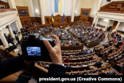 Сподіваюся, що бодай постфактум, ми зможемо все-таки допрацювати цей законопроєкт, щоб за нього можна було проголосувати за основу в цілому, - В'ятрович