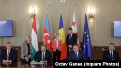 Церемонія підписання угоди в Бухаресті, 17 грудня 2022 року