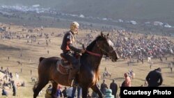 Бузкашӣ дар ноҳияи Шамсиддини Шоҳин. 