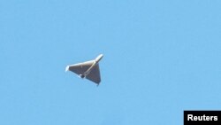 Раніше на Харківщині оголосили повітряну тривогу. Повітряні сили ЗСУ повідомили, що в напрямку Харкова рухається група ударних БПЛА