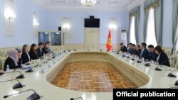 Эдил Байсалов Узра Зея менен жолугушту.