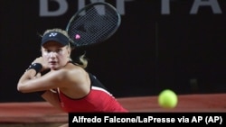 Ястремська повернулася на корт