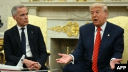 Марк Карні і Дональд Трамп у Білому домі, 6 травня 2025 року