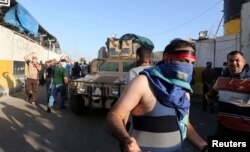 دست‌کم ۴ نفر کشته و ده‌ها نفر زخمی شده‌اند