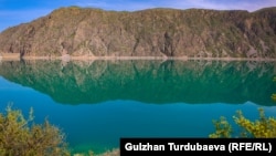 Иллюстрация сүрөт. Папан суу сактагычы, Ош облусу.