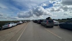 Казакъстан чигендәге "Караүзәк" тикшерү урынында машина чираты