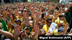 Прыхільнікі Жаіра Балсанару