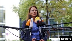  یاسمین فهیمی در نخستین سخنرانی خود تصریح کرد که اتحادیه کارگری آلمان برای صلح، آزادی و عدالت مبارزه خواهد کرد