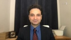 فوتبالیست‌هایی که کنار مردم ایستادند