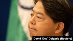 За словами Хаяші Йошімаси, дискусії продовжуються, але жодних деталей ще остаточно не визначено.