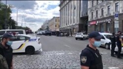 Захоплення Universal Bank у Києві. Відео з місця події