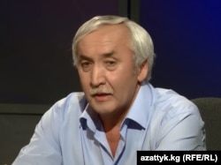 Филология илимдеринин доктору, профессор Курманбек Абакиров. 21.7.2016.