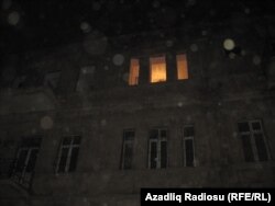 Bakıda Səməd Vurğun küçəsi 49-da bina sökülməzdən az əvvəl