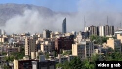 Тегеран. Израилдин Иранга каршы соккулары 13-июнда башталган.