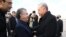 Президент Узбекистана Шавкат Мирзиёев встречает прибывшего с визитом в Ташкент президента Турции Реджепа Тайипа Эрдогана. 29 марта 2022 года