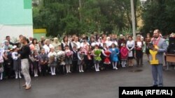 "Яктылык" мәктәбенең яңа мөдире Радик әфәнде Газизов сөйли