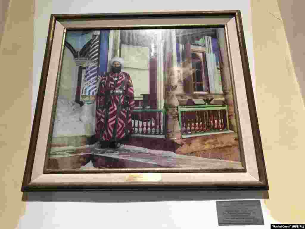 Акси як амлокдори асри 19