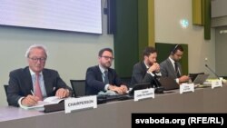 У прэзыдыюме старшыня камітэту юрыдычных пытаньняў і правоў чалавека ПАРЭ Рычард Кін, сакратары камітэту Гільем Кана Палямарэс і Джордж Стафард, а такама сусакратар Рафал Сокал