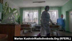 Минулої доби шпиталізували 3 305 людей