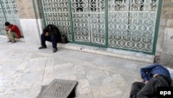 سازمان ملل متحد، ضمن اخطار نسبت به گسترش زیر زمینی بیماری ایدز درکشورهای آسیایی، خواهان در پیش گرفتن روشی همه جانبه برای مبارزه با این بیماری شده است.